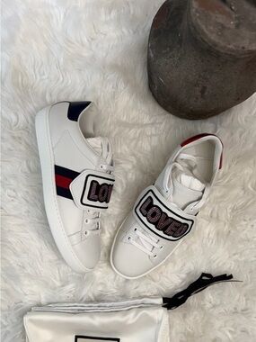GUCCI CALFSKIN AYERS NEW ACE SNEAKERS WITH LOVE PATCH
